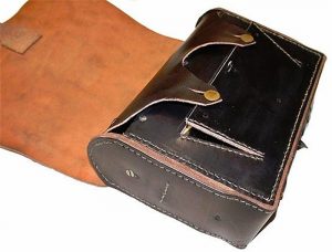 Reproduction of the 'new construction' leather cartridge box made by Roy Najecki and based on an original. Photo courtesy of Roy Najecki Reproductions